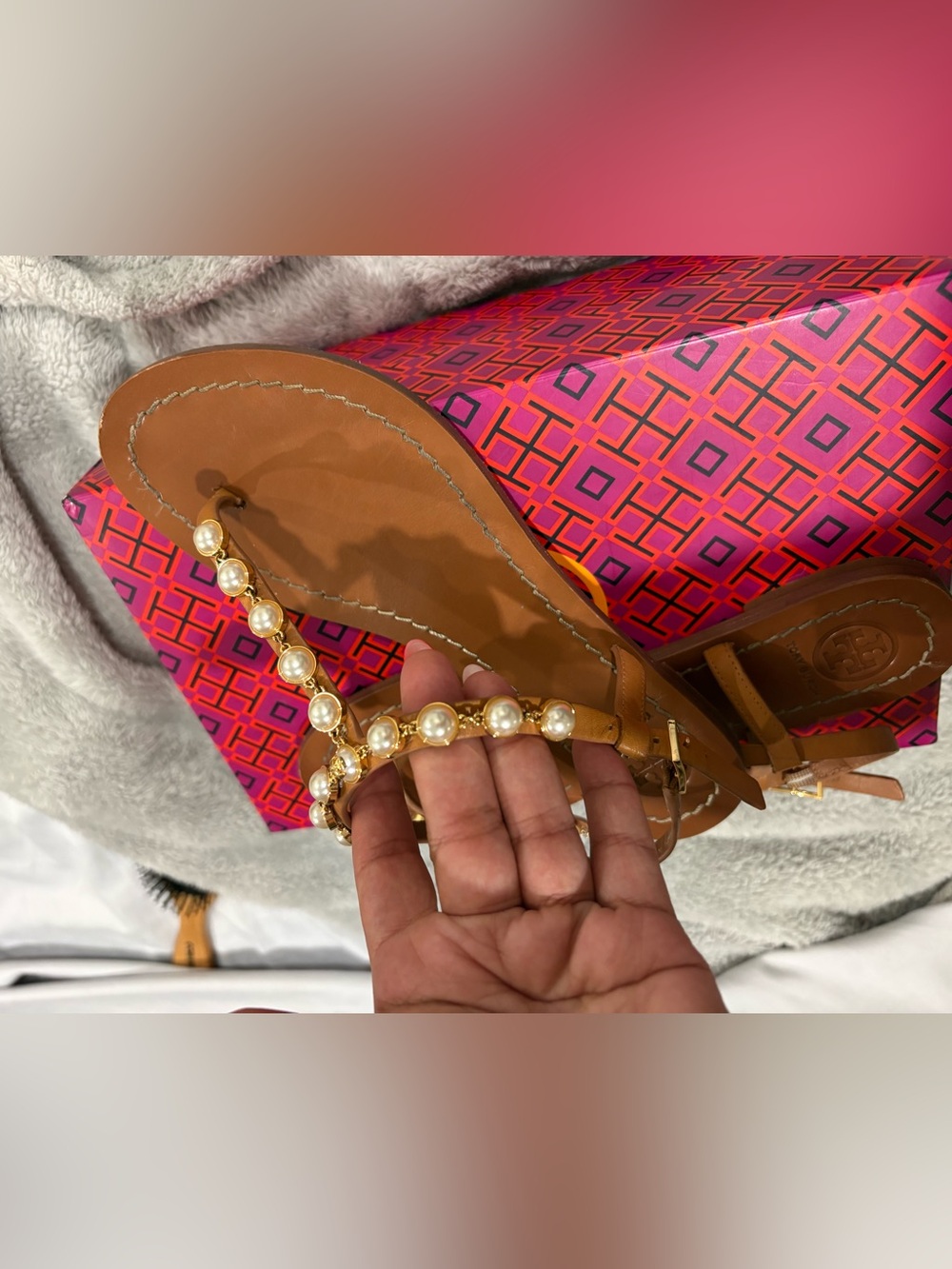 Tory Burch Tan Emmy Pearl Calf Leather Sandals - Picture 5 of 5